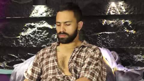 Leo  Diaz online show from 11-10-25, 03:16