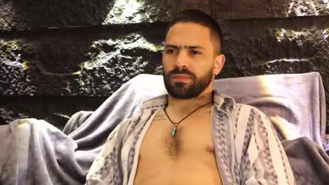 Leo  Diaz online show from 12-02-25, 01:44