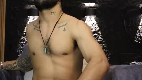 Leo  Diaz online show from 06-11-26, 12:43