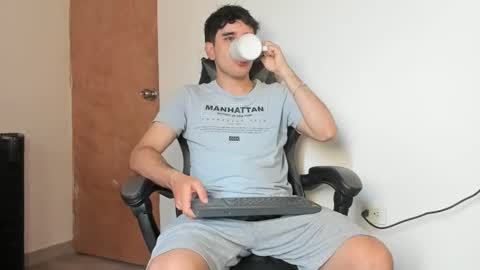 Leo Jones online show from 01-12-26, 02:11