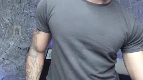 Leo independent model online show from 10-01-25, 01:00