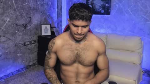 Leo independent model online show from 11-12-25, 11:47