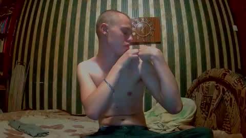 Snapshot of leo_timm chatting on 09-22-25, 02:57 leo_timm online show from 09-22-25, 02:57