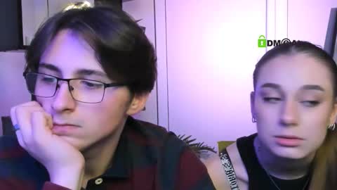 Snapshot of leo_valor chatting on 12-22-25, 01:46 leo_valor online show from 12-22-25, 01:46