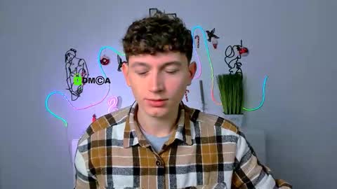 Snapshot of leo_valor chatting on 01-09-26, 06:27 leo_valor online show from 01-09-26, 06:27