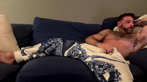 Leo Bayne online show from 11-16-25, 07:58