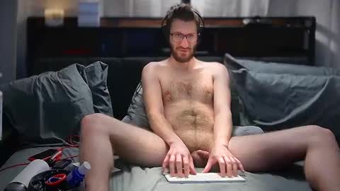 LeoBiggy online show from 02-23-25, 05:34