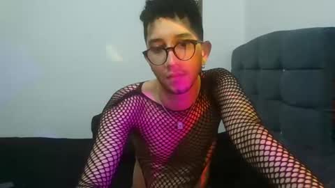 Leoh online show from 09-30-25, 02:38