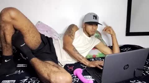 Snapshot of leohot24 chatting on 01-04-25, 03:29 leo online show from 01-04-25, 03:29