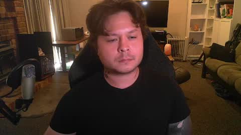 Snapshot of leon22431 chatting on 03-14-26, 11:10 Leon Kennedy online show from 03-14-26, 11:10