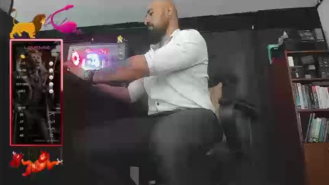 Leon online show from 09-09-25, 02:49