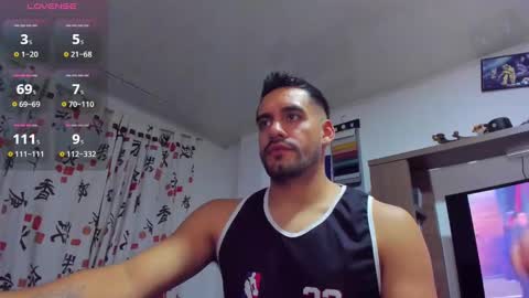 Snapshot of leon__hart chatting on 12-16-24, 12:37 Leon Hart online show from 12-16-24, 12:37