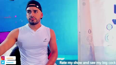 Snapshot of leon__hart chatting on 01-19-25, 02:06 Leon Hart online show from 01-19-25, 02:06