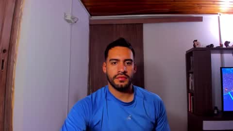 Snapshot of leon__hart chatting on 01-24-25, 02:07 Leon Hart online show from 01-24-25, 02:07