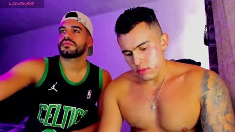 Snapshot of leon__hart chatting on 10-19-25, 04:40 Leon Hart online show from 10-19-25, 04:40