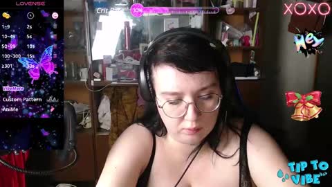 Leona Harrison online show from 12-20-24, 07:50