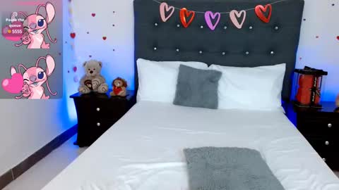 Snapshot of leonacutecam chatting on 02-27-25, 09:47 LUCY online show from 02-27-25, 09:47