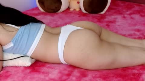 Snapshot of leonacutecam chatting on 09-09-25, 08:41 LUCY online show from 09-09-25, 08:41