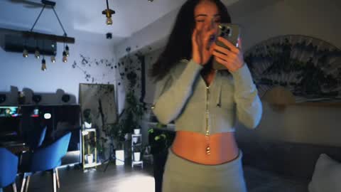 Leo online show from 04-19-26, 08:44