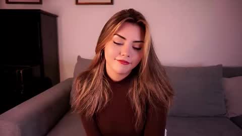 Snapshot of leonardarizk chatting on 12-03-25, 06:32 Mia online show from 12-03-25, 06:32