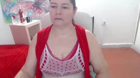 leonela   online show from 09-12-25, 02:44