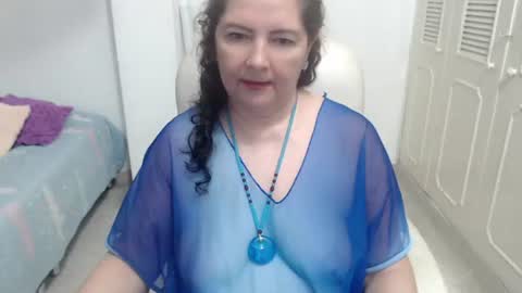 leonela   online show from 07-13-26, 11:02