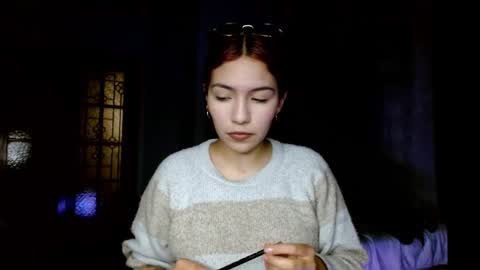 leonela  online show from 10-23-25, 02:33