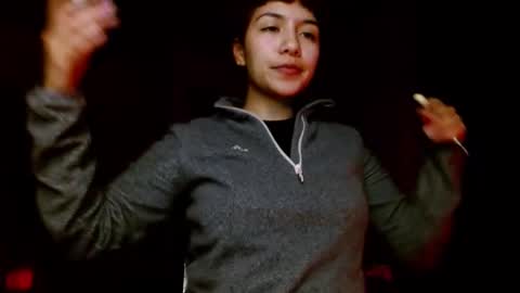 leonela  online show from 10-27-25, 05:33