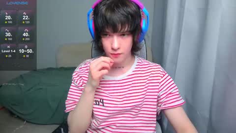 leonkissboy online show from 04-28-26, 01:26