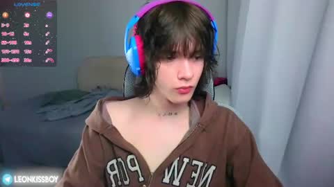 leonkissboy online show from 06-12-26, 08:41