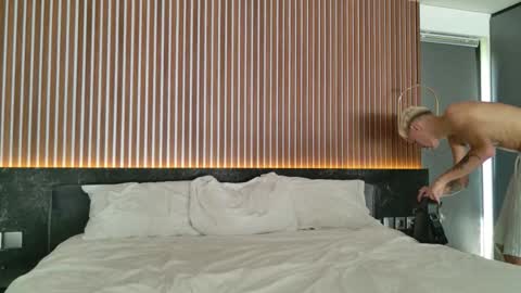 leonlure online show from 09-12-25, 08:03