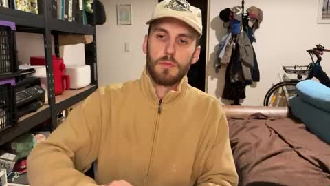 Snapshot of leonvampire chatting on 11-17-25, 05:30 Leon online show from 11-17-25, 05:30