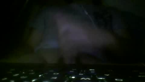Snapshot of leoonel_95 chatting on 03-29-26, 05:18 leoonel_95 online show from 03-29-26, 05:18