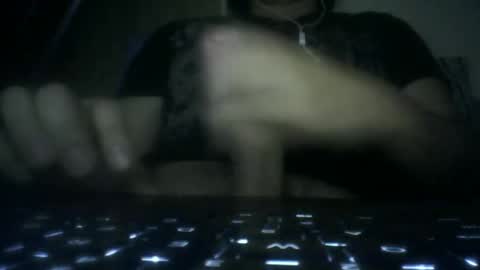 Snapshot of leoonel_95 chatting on 04-20-26, 04:15 leoonel_95 online show from 04-20-26, 04:15