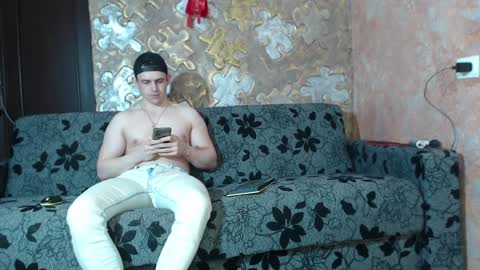 Snapshot of leoroman chatting on 12-05-24, 02:11 leoroman online show from 12-05-24, 02:11