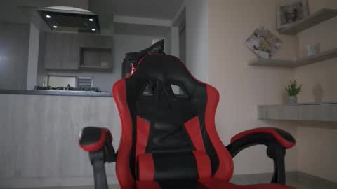 Leo Salvatore online show from 09-19-25, 01:56