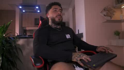 Leo Salvatore online show from 10-24-25, 11:45