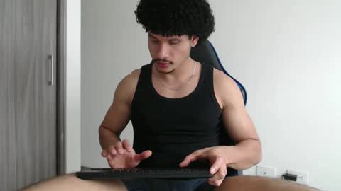 leostorm25 online show from 10-23-25, 06:17