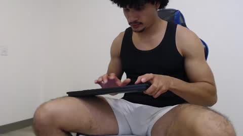 Snapshot of leostorm25 chatting on 05-07-26, 01:33 leostorm25 online show from 05-07-26, 01:33
