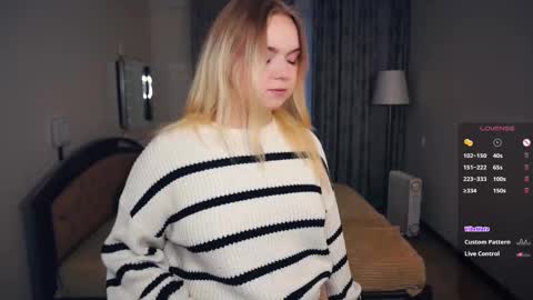 Snapshot of leotafredericks chatting on 10-06-25, 05:16 Hello everyone Im Lora Its my first day Were going to have fun together online show from 10-06-25, 05:16