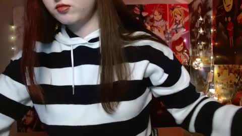 little secret online show from 12-22-25, 07:33