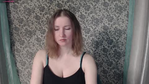 Snapshot of lesanamagic chatting on 12-12-24, 04:32 LesanaMagic online show from 12-12-24, 04:32