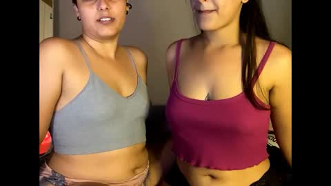Snapshot of lesbiancouplebrazil2025 chatting on 05-02-26, 10:48 lesbiancouplebrazil2025 online show from 05-02-26, 10:48