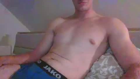 Snapshot of lesbianunicorn1 chatting on 09-11-25, 07:25 lesbianunicorn1 online show from 09-11-25, 07:25