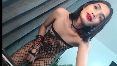 Snapshot of lesi_trisha chatting on 02-06-25, 10:10 Trisha18 online show from 02-06-25, 10:10