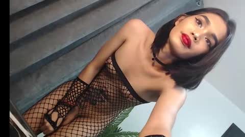 Snapshot of lesi_trisha chatting on 02-10-25, 06:45 Trisha18 online show from 02-10-25, 06:45