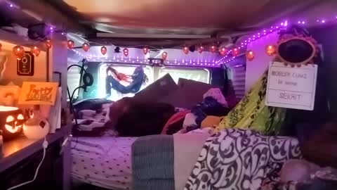 LesleyGumGrass- The Boring Trans girl online show from 09-10-25, 06:41