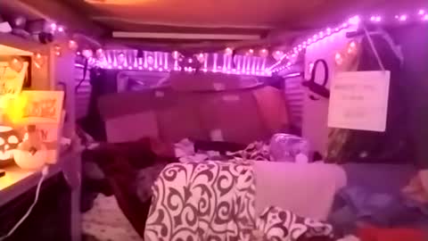 LesleyGumGrass- The Boring Trans girl online show from 10-16-25, 06:03