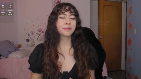 Snapshot of leslie9669 chatting on 09-27-25, 03:50 Lesly online show from 09-27-25, 03:50