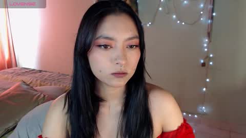 Snapshot of leslie__anderson chatting on 03-29-26, 04:29 Leslie online show from 03-29-26, 04:29